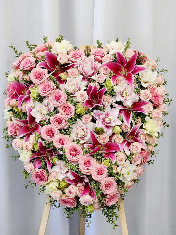 Pink & White Round Wreath